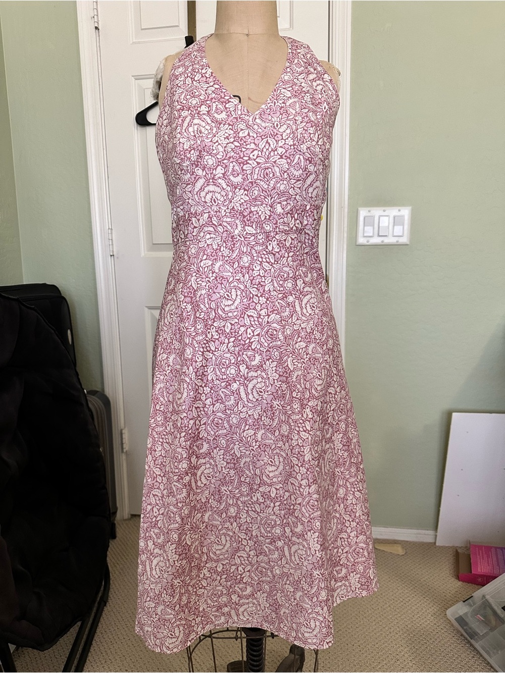 J. Crew 90s Pink and White Floral V-Neck halter Dress tie neck bare back